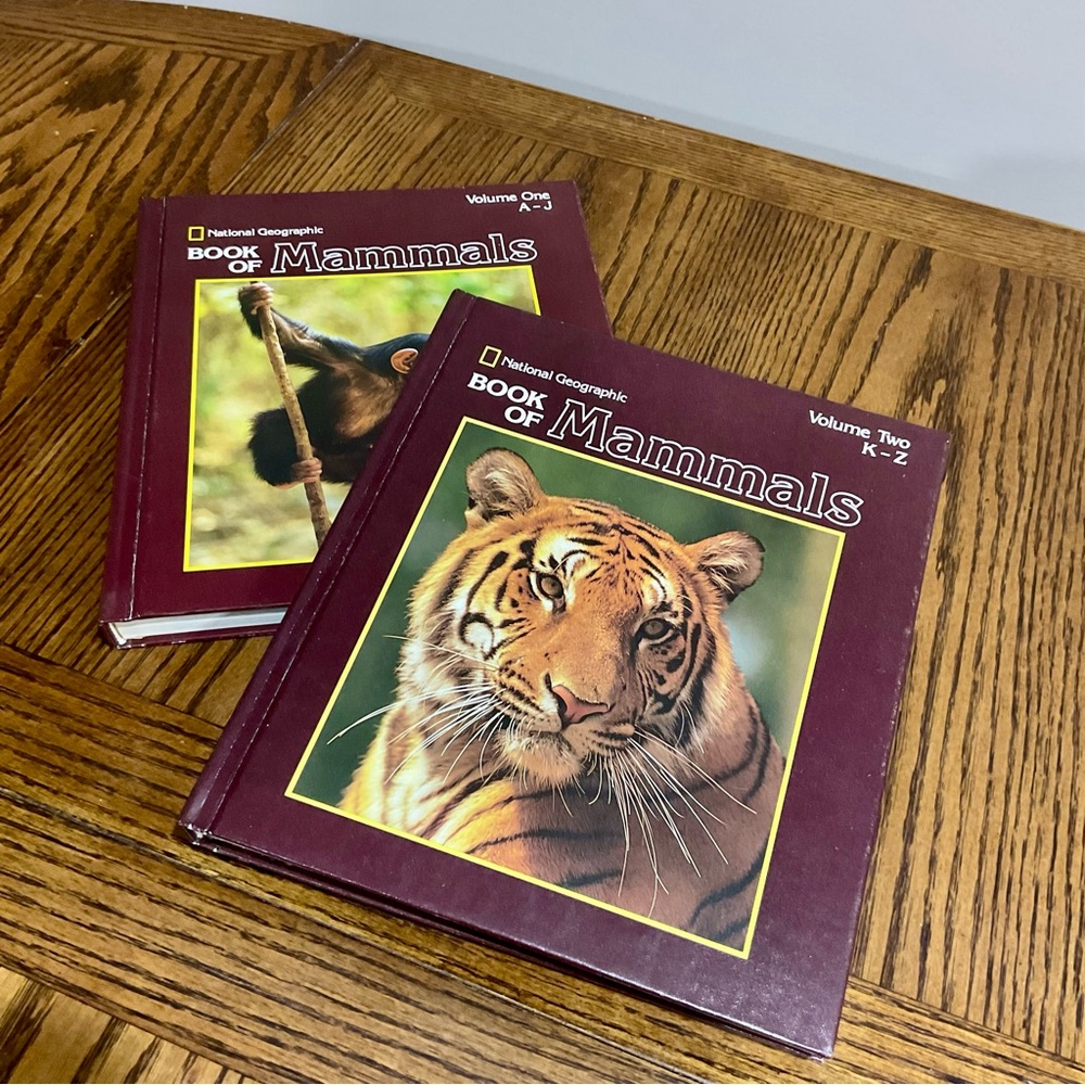 National Geographic  Mammals Book Set
